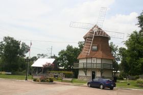 site.NL.molen en huis.jpg