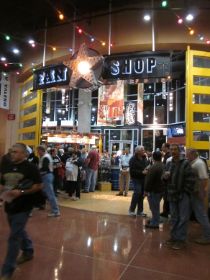 10.sa.fanshop.JPG