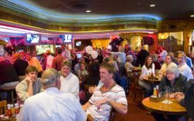 19 silver dollar bar hotel.jpg